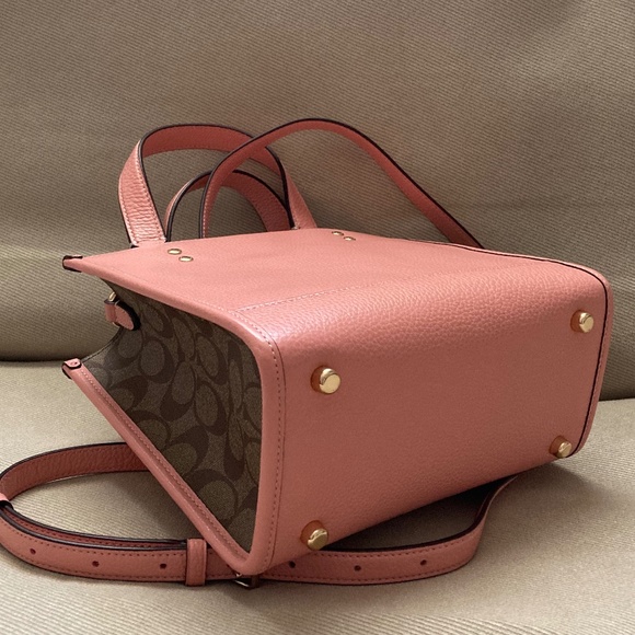 ** SOLD -COACH PINK DEMPSEY TOTE 22 W/Creature Patches - Candy Pink Multi --NWT! - Picture 8 of 9